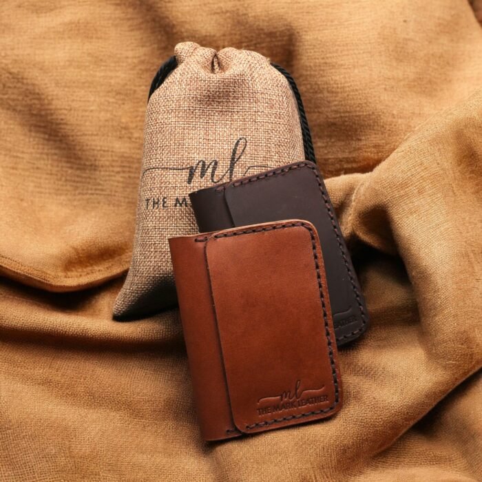 Refined yet rugged – this handmade leather wallet blends timeless craftsmanship with everyday practicality. Slim, durable, and effortlessly stylish. Handmade Full Grain Leather Wallet – Slim Magnetic Closure Wallet for Men | Minimalist Bifold | Everyday Carry Gift themarkleather.co.uk, themarkleather.com, themarkleather.etsy.com