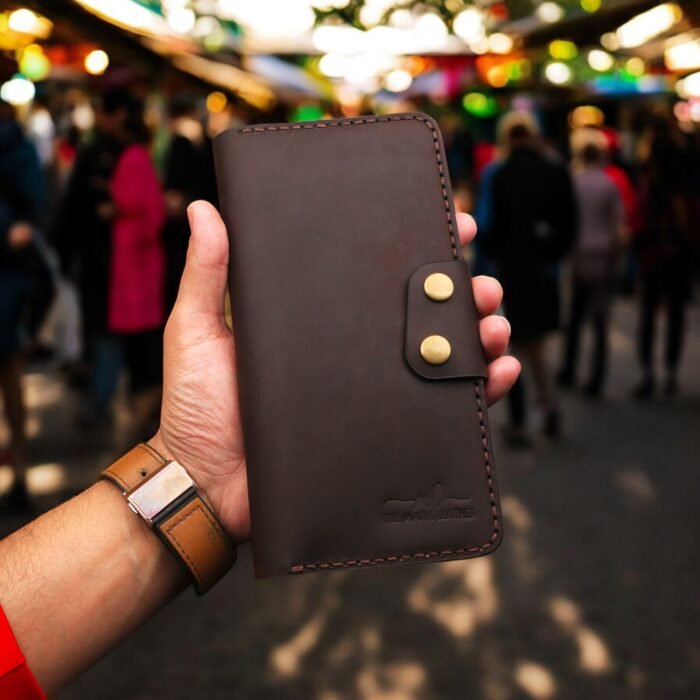 long leather wallet, cowboy wallet, handmade men’s wallet, coat wallet, leather bifold wallet, full grain leather, gift for him, roper wallet, zipped wallet, crazy horse leather, slim wallet, custom leather wallet, vintage men’s purse, men’s leather cardholder, brown leather wallet, themarkleather, themarkleather.com, themarkleather.co.uk, themarkleather.etsy.com